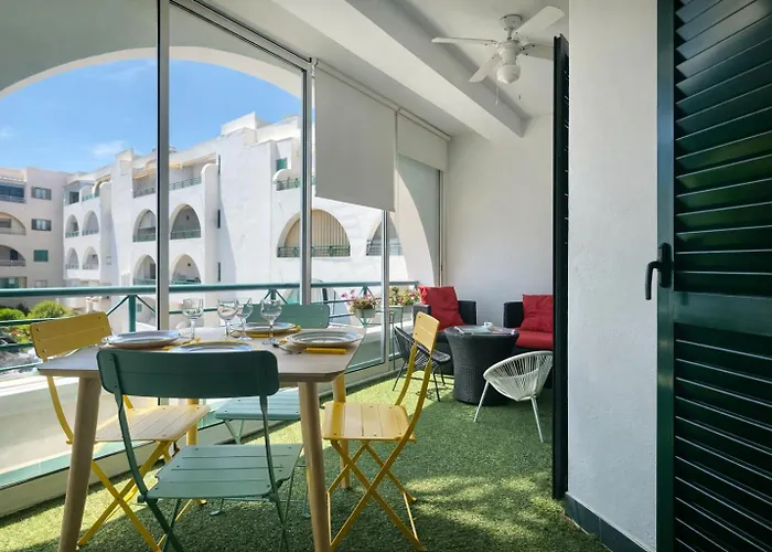 Casa Serenity By Calyferias * 기아